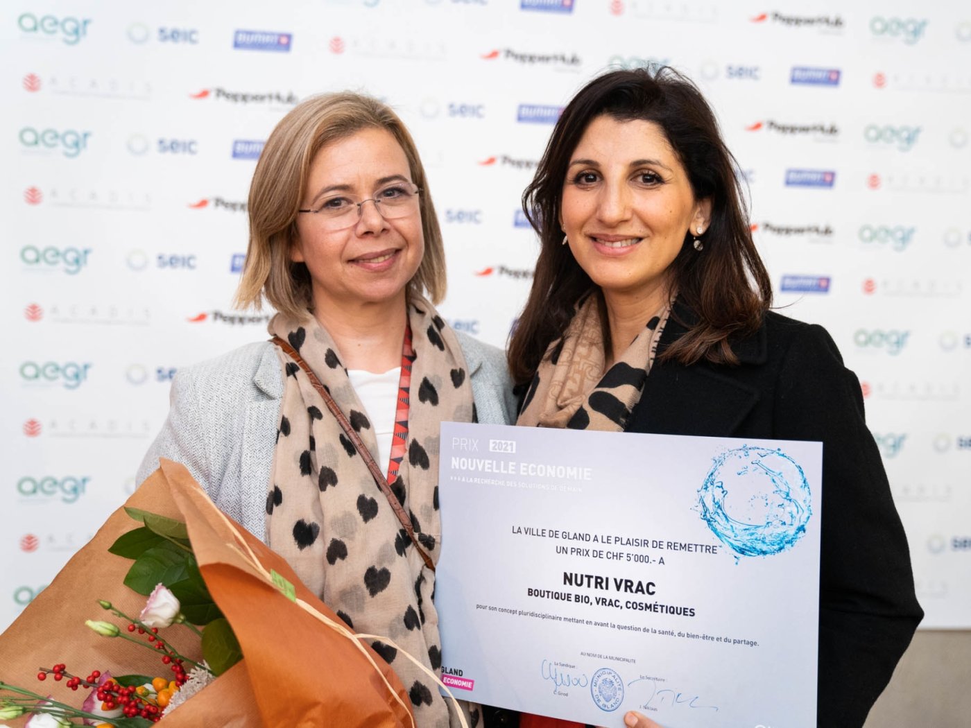 La Ville de Gland a récompensé Nutri Vrac, et ses cofondatrices Marta Klose et Hanene Mahtali.