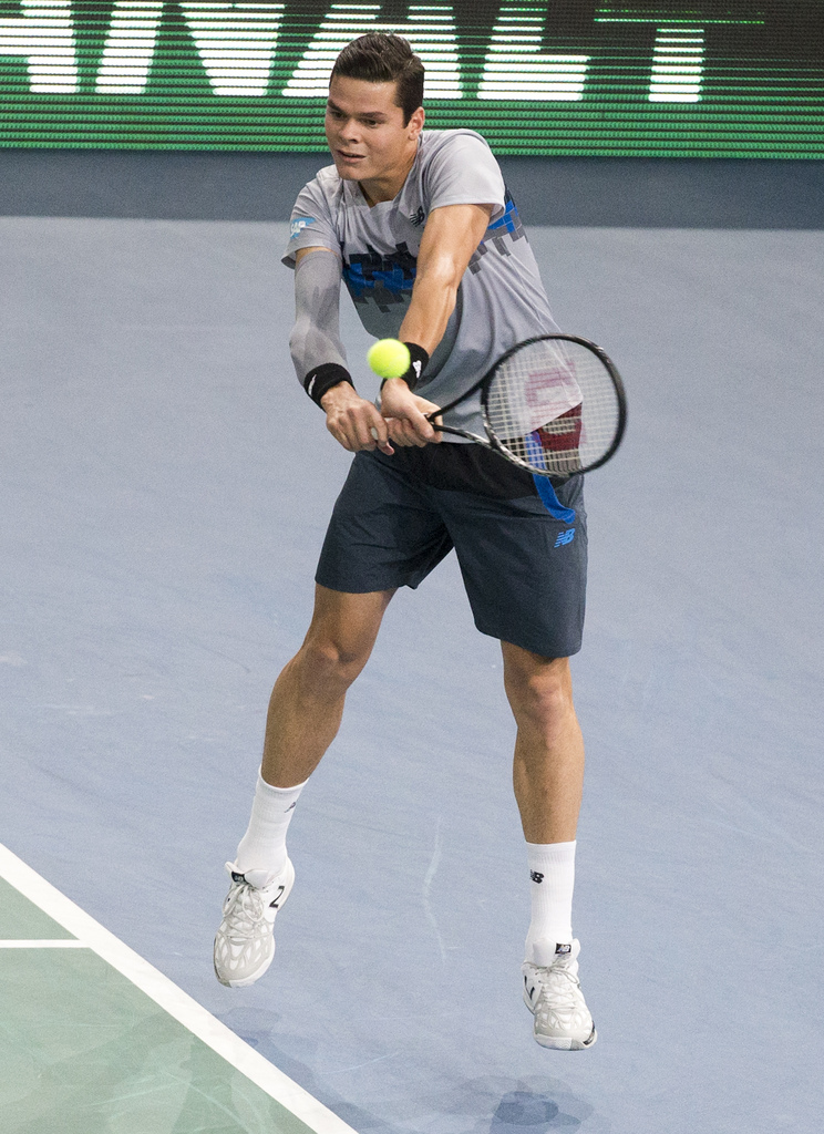 Tombeur de Roger Federer en quarts, le Canadien Milos Raonic défiera Djokovic en finale du Masters 1000 de Paris-Bercy. 