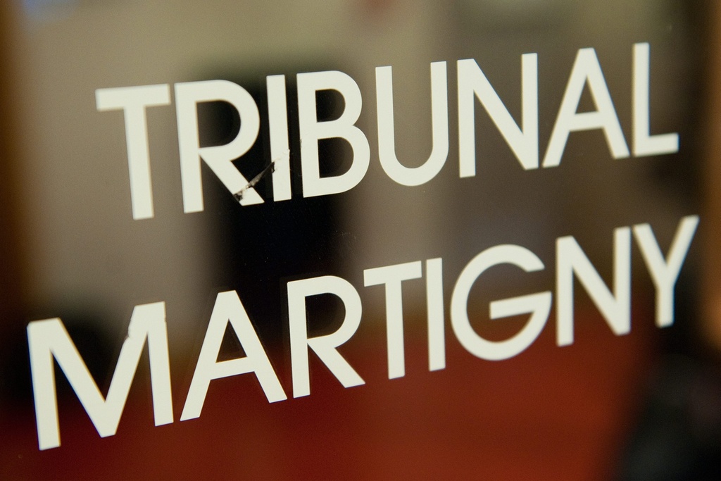 Le tribunal d'arrondissement de Martigny a été plus sévère que le procureur qui avait requis une peine de 18 mois avec sursis.