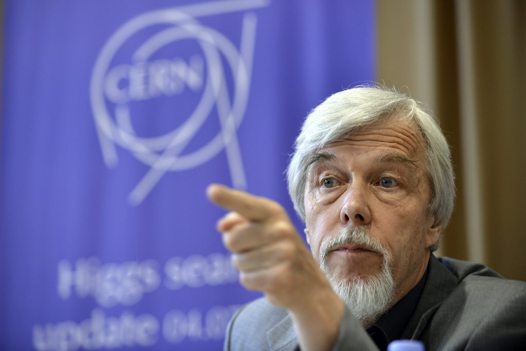 Huit organisations scientifiques européennes, dont le Cern et son directeur général Rolg Heuer, demande à l'UE européenne de "soutenir de financement de la recherche scientifique".
