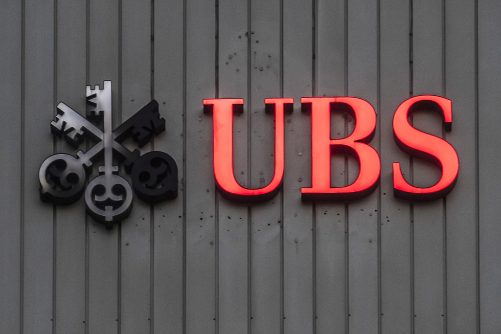 La banque UBS est encore prise dans des démêlés judiciaires avec l'Etat français. Cette fois, il s'agit d'une question de transmission de données de riches contribuables français qui auraient potentiellement fraudé.