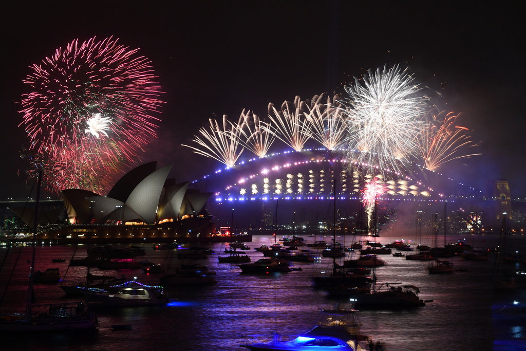 Sydney a lancé le coup d'envoi des célébrations du Nouvel An avec un feu d'artifice géant. (illustration)