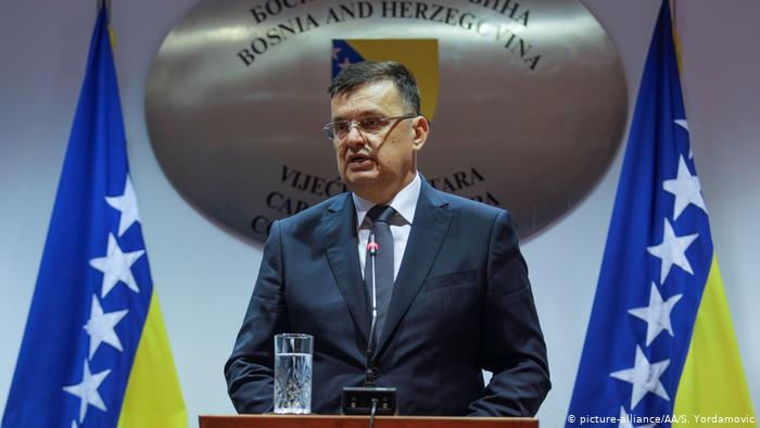 Zoran Tegeltija est le nouveau premier ministre bosnien. Sa nomination intervient après 14 mois d'impasse.