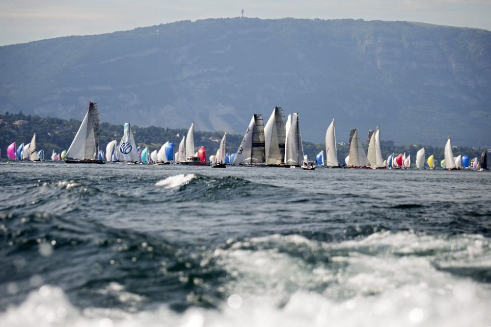 500 participants ont disputé la 75e édition du Bol d'Or 2013, sur le lac Léman. 