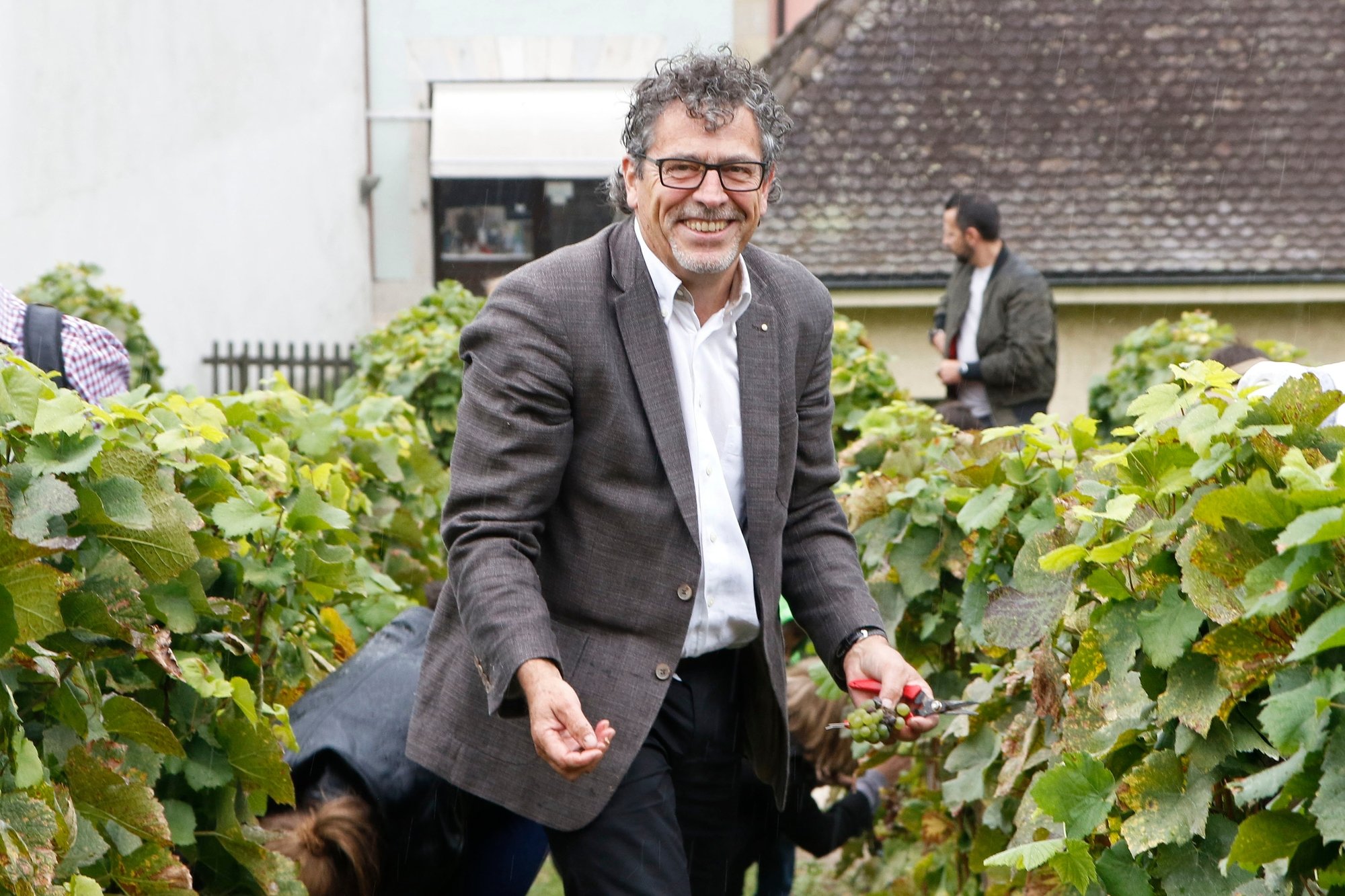 Directeur technique de la Cave de la Côte, Gilles Cornut a aussi présidé l'interprofession du vin vaudois durant seize ans. "Ma position devenait difficile à tenir quand est à la fois d'une grande cave et qu'on tient le bras de fer avec la grande distribution."