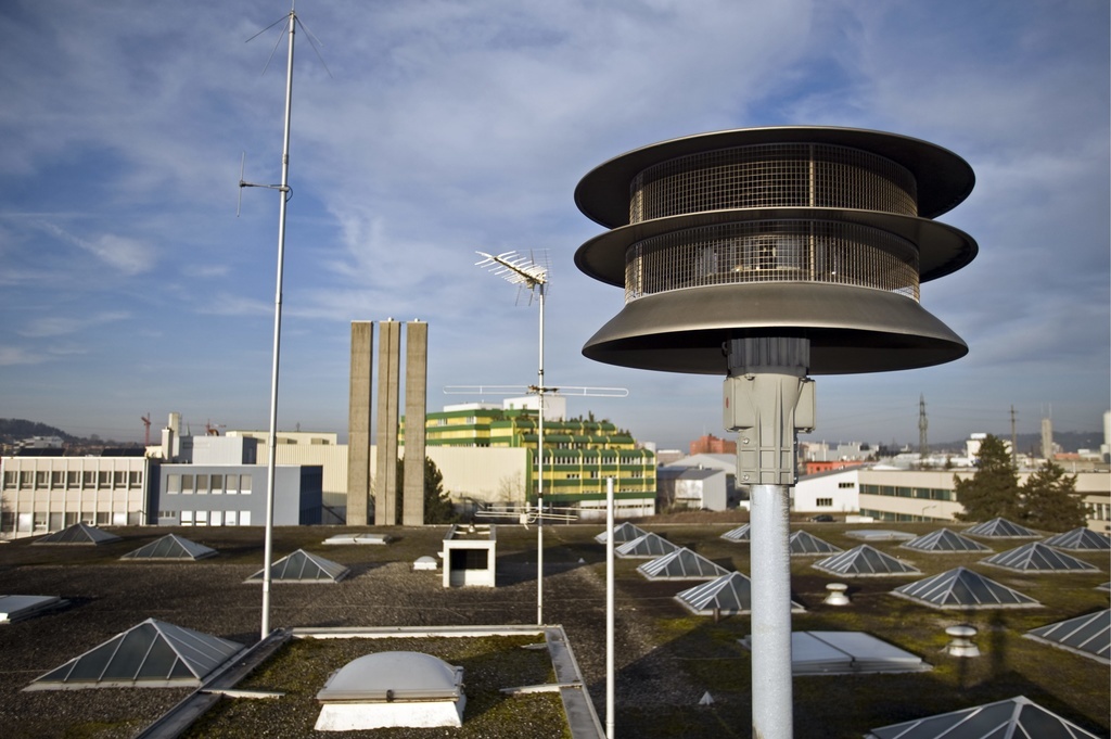La Suisse dispose d’un réseau de quelque 7200 sirènes servant à l'alarme générale.
