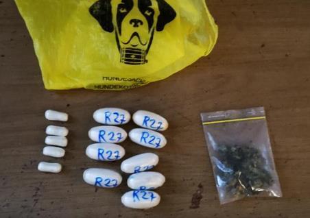 La police a saisi 115 grammes de cocaïne et 8 grammes de marijuana.