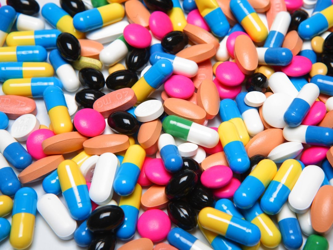 La couleur du médicament peut avoir une répercussion sur son efficacité via effet placébo (image d'illustration).