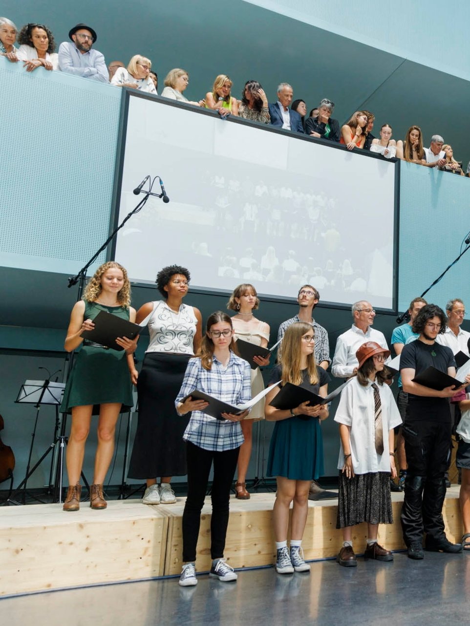 Promotions du Gymnase de Morges, 1er juillet 2022: Le Chœur du Gymnase de Morges chante A Gershwin.