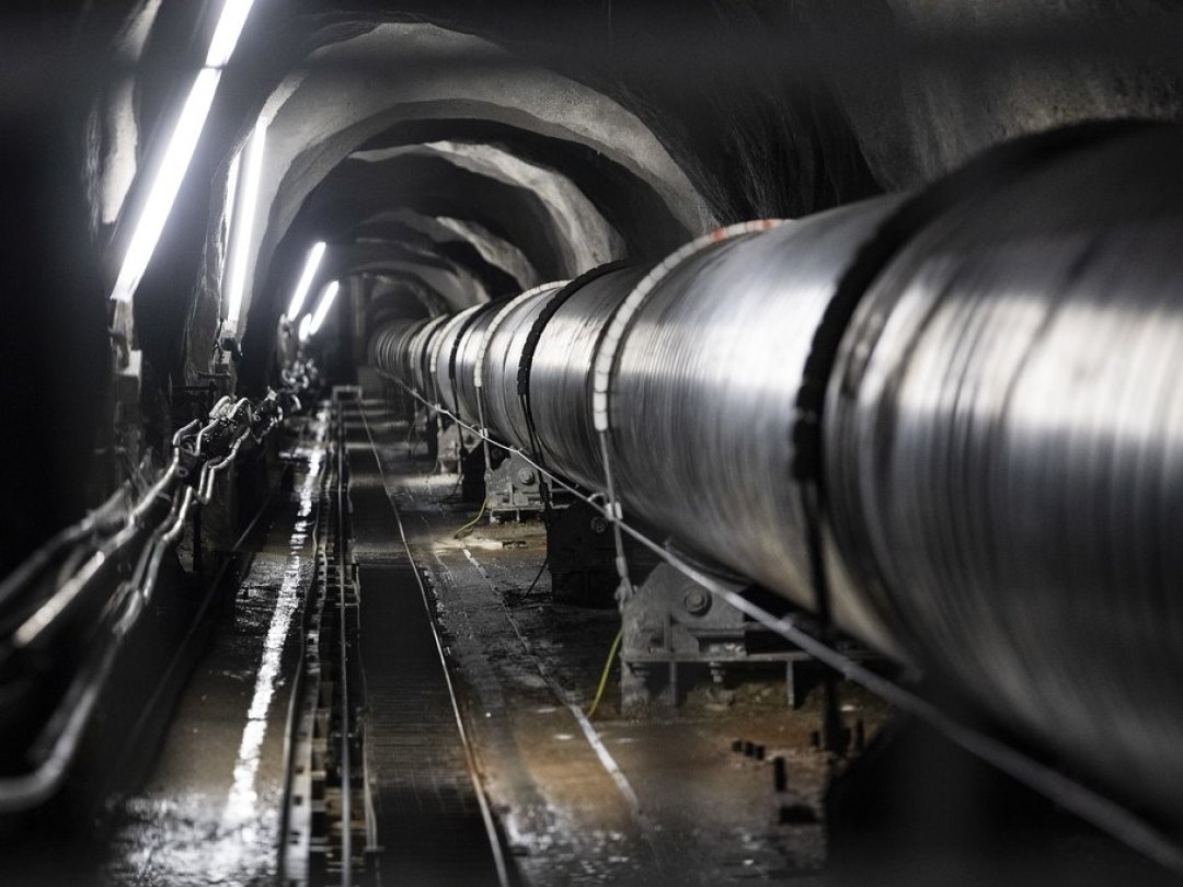 Formé de 14 tunnels à travers les Alpes, le gazoduc géré par la société Transitgas se déroule sur 292 kilomètres qui relient l’Allemagne, la France et l’Italie.