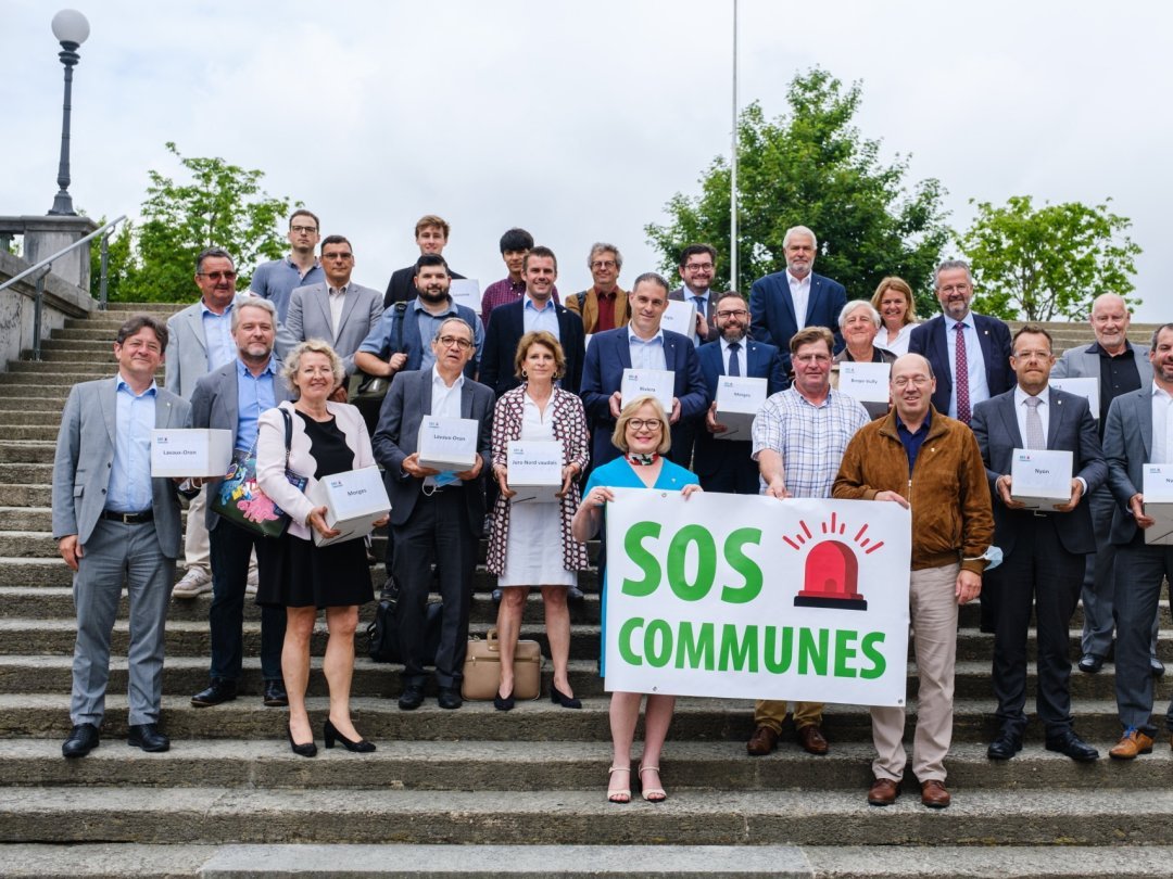 Les paraphes soutenant l'initiative "SOS Communes" avaient été déposées à Lausanne en juin 2021.