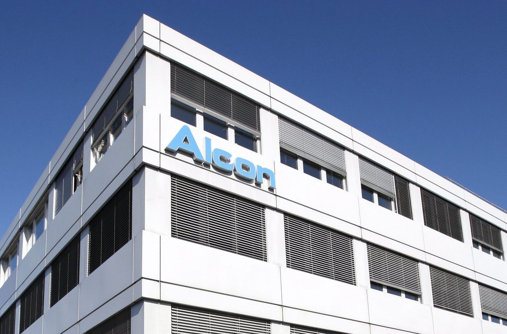 Alcon, filiale de Novartis, est accusée de corruption en Chine.