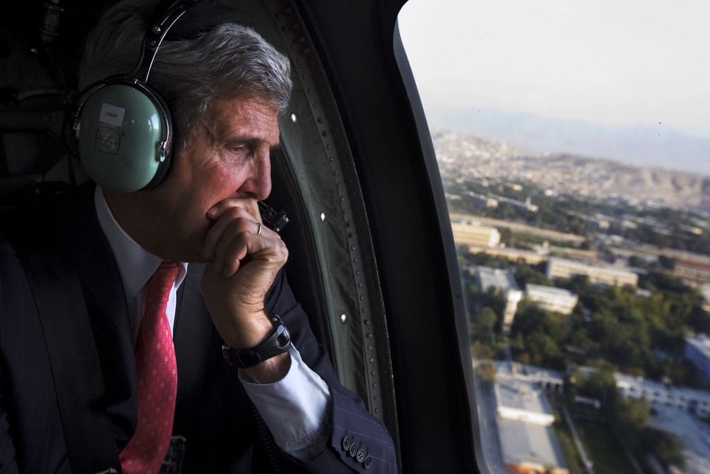 Le secrétaire d'Etat américain John Kerry a reconnu jeudi pour la première fois que les Etats-Unis étaient parfois allés "trop loin" en matière d'espionnage.