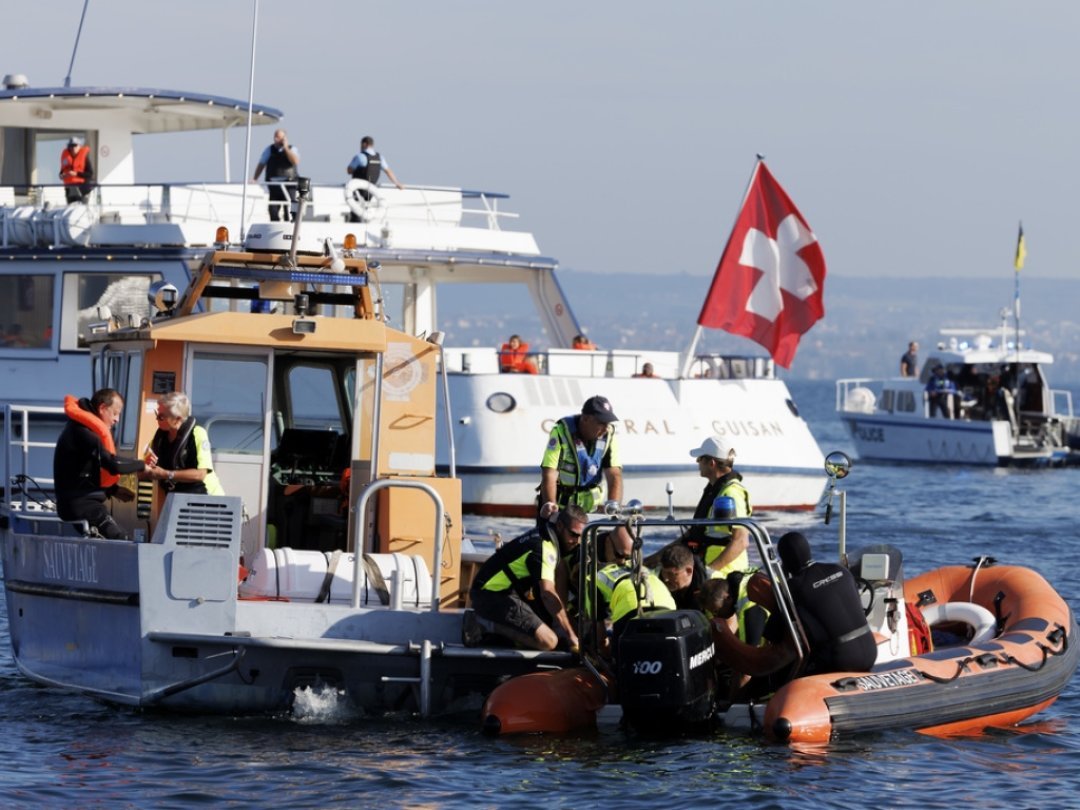 L'exercice transfrontalier franco-suisse Leman 2023 a mis en scène plus de 120 figurants pris en charge par plus de 400 intervenants dans le scénario d'un bateau de la CGN victime d'une explosion.