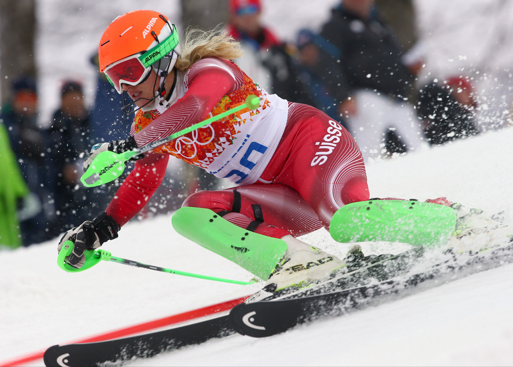 Denise Feierabend est la dernière rescapée des Suissesses dans ce slalom olympique. Mais, avec plus de 3 secondes de retard en deuxième manche, ses chances sont plus que minces.