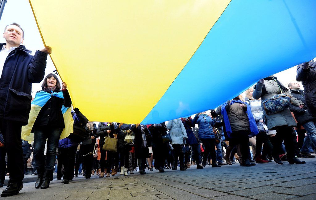 Un "groupe de contact international" a été mis en place afin de soutenir Kiev dans cette période de transition.