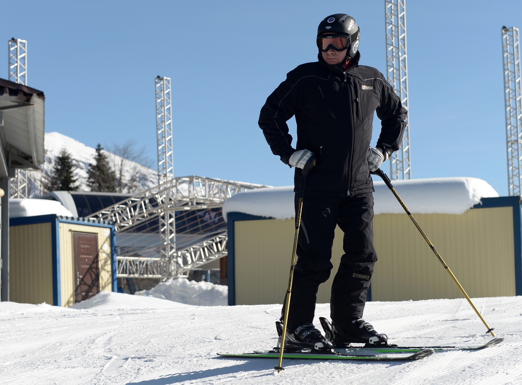 Après sa journée de ski, Vladimir Poutine a prévu d'inspecter toutes les infrastructures olympiques. 