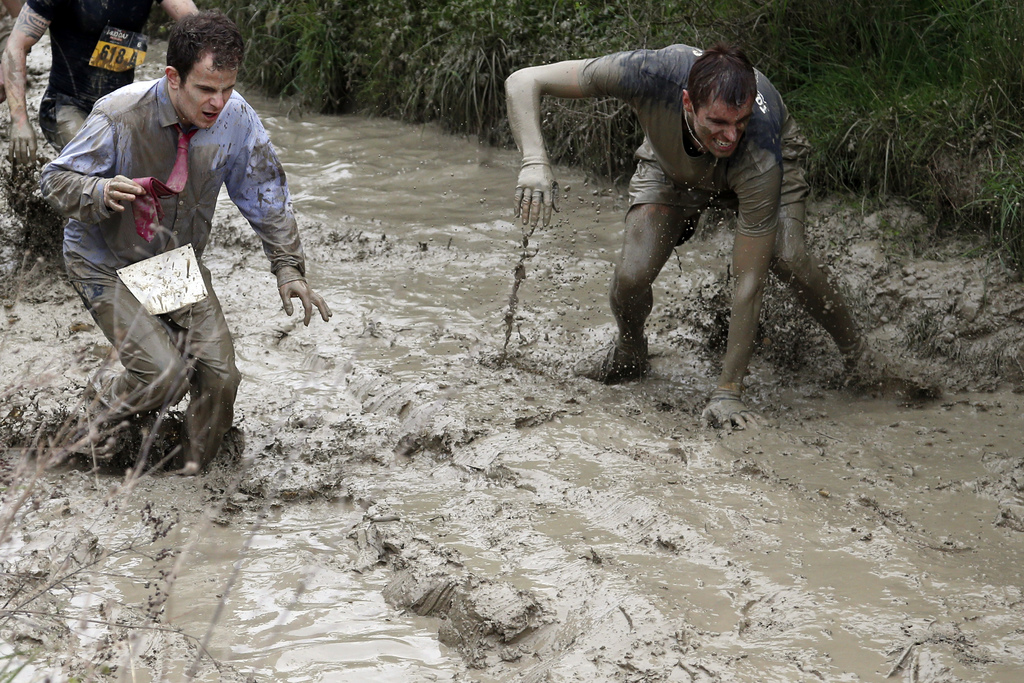 13 kilomètres, 22 obstacles et de la boue, beaucoup de boue, le Mud Day, c'est ça et ça a attiré cette année 22'000 participants.