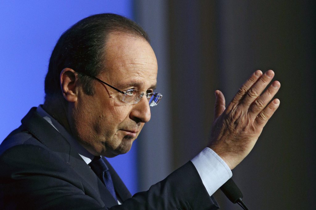 L'Ukraine serait plongée dans le "chaos" si l'élection présidentielle prévue le 25 mai n'avait pas lieu, a estimé mardi le président français François Hollande. Il y aurait un "risque de guerre civile".