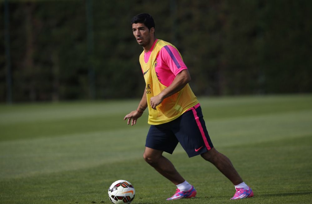 Suarez aura le droit de jouer une rencontre avec Barcelone à partir du 24 octobre.