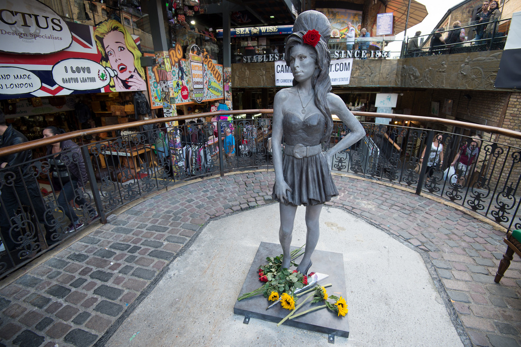 Amy Winehouse, décédée à l'âge de 28 ans, possède désormais sa statue à Londres.