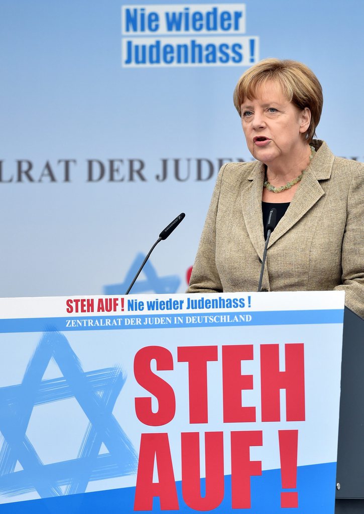 Angela Merkel a appelé les Allemands à lutter contre la tendance antisémite présente en Europe.