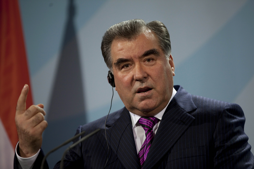 Les autorités du Tadjikistan vont amnistier 10'000 prisonniers à l'occasion des 20 ans de la Constitution de cette ex-république soviétique d'Asie centrale, a annoncé lundi le président Emomali Rakhmon.
