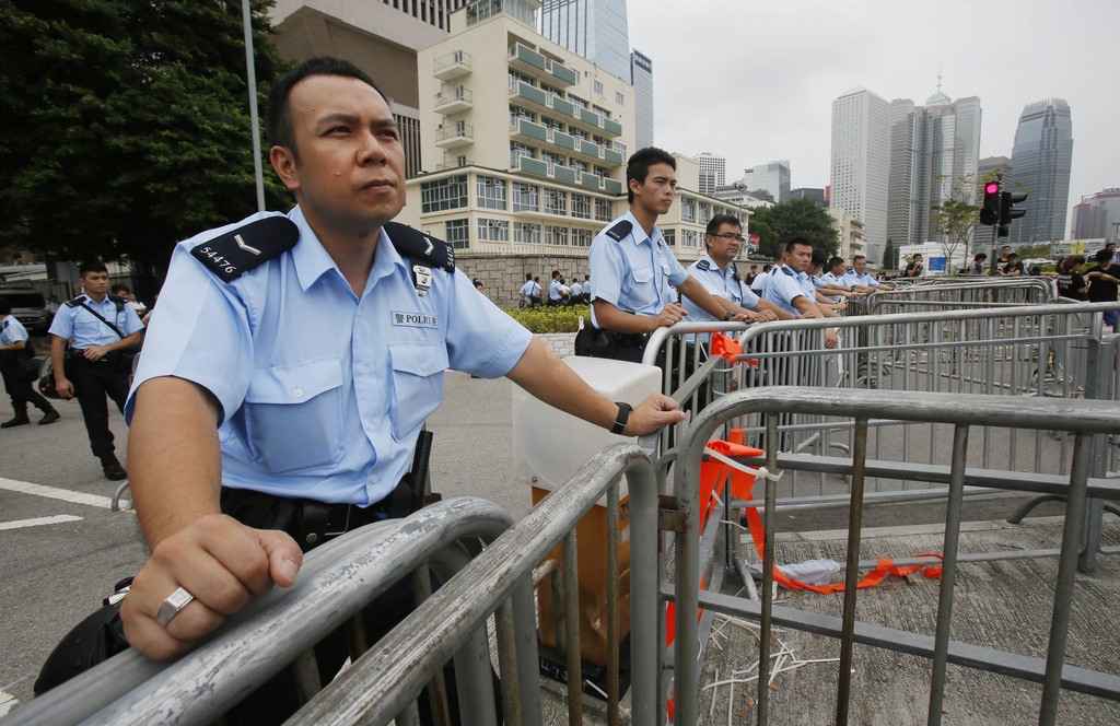 Le gouvernement de Hong Kong a demandé jeudi aux manifestants de lever immédiatement leur blocus, lequel nuit à l'ordre public et à la bonne marche des services de la mégalopole