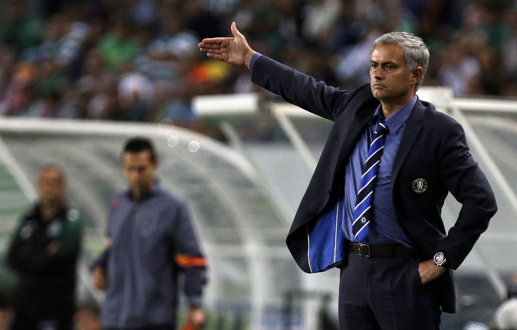 Selon Mourinho, le PSG lui a proposé le poste d'entraîneur à deux reprises.