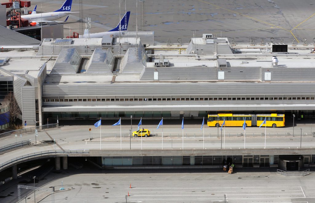 Une "menace" planerait sur l'aéroport de Stockholm. Un avion aurait été évacué. La presse parle d'une alerte à la bombe.