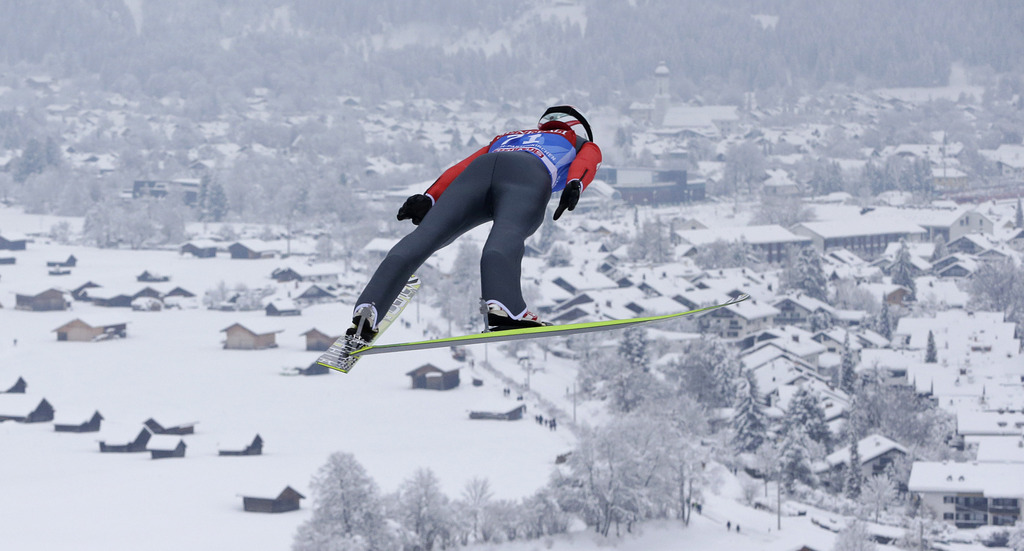 Après des 3e et 6e rangs lors de ses deux sauts d'essais, le quadruple champion olympique a renoncé à participer à la qualification comme il l'avait déjà fait à Oberstdorf.