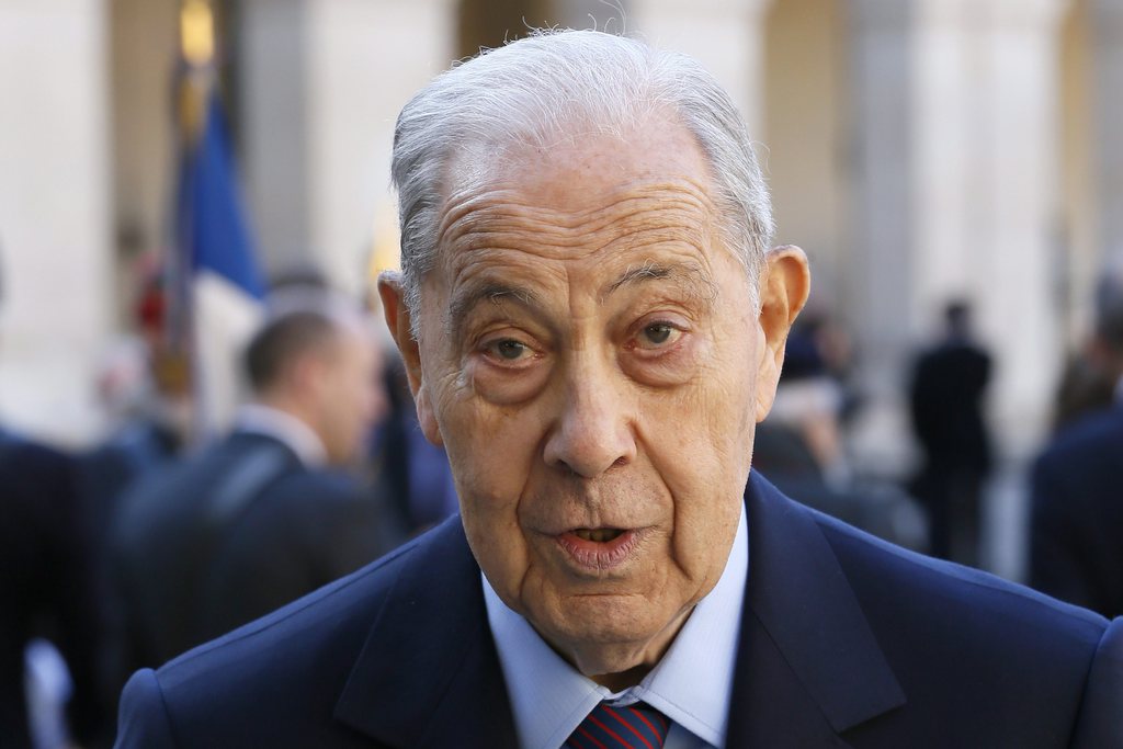 epa04824346 (FILE) A file photograph showing former French Interior Minister Charles Pasqua attending the state funeral ceremony of late French World War II hero Jean-Louis Cremieux-Brilhac at the Hotel des Invalides in Paris, France, 15 April 2015. Media reports on 29 June 2015 state that Charles Pasqua died at the age of 88 following heart failure at Foch hospital in Suresnes, near Paris.  EPA/PATRICK KOVARIK / POOL MAXPPP OUT *** Local Caption *** 51892003