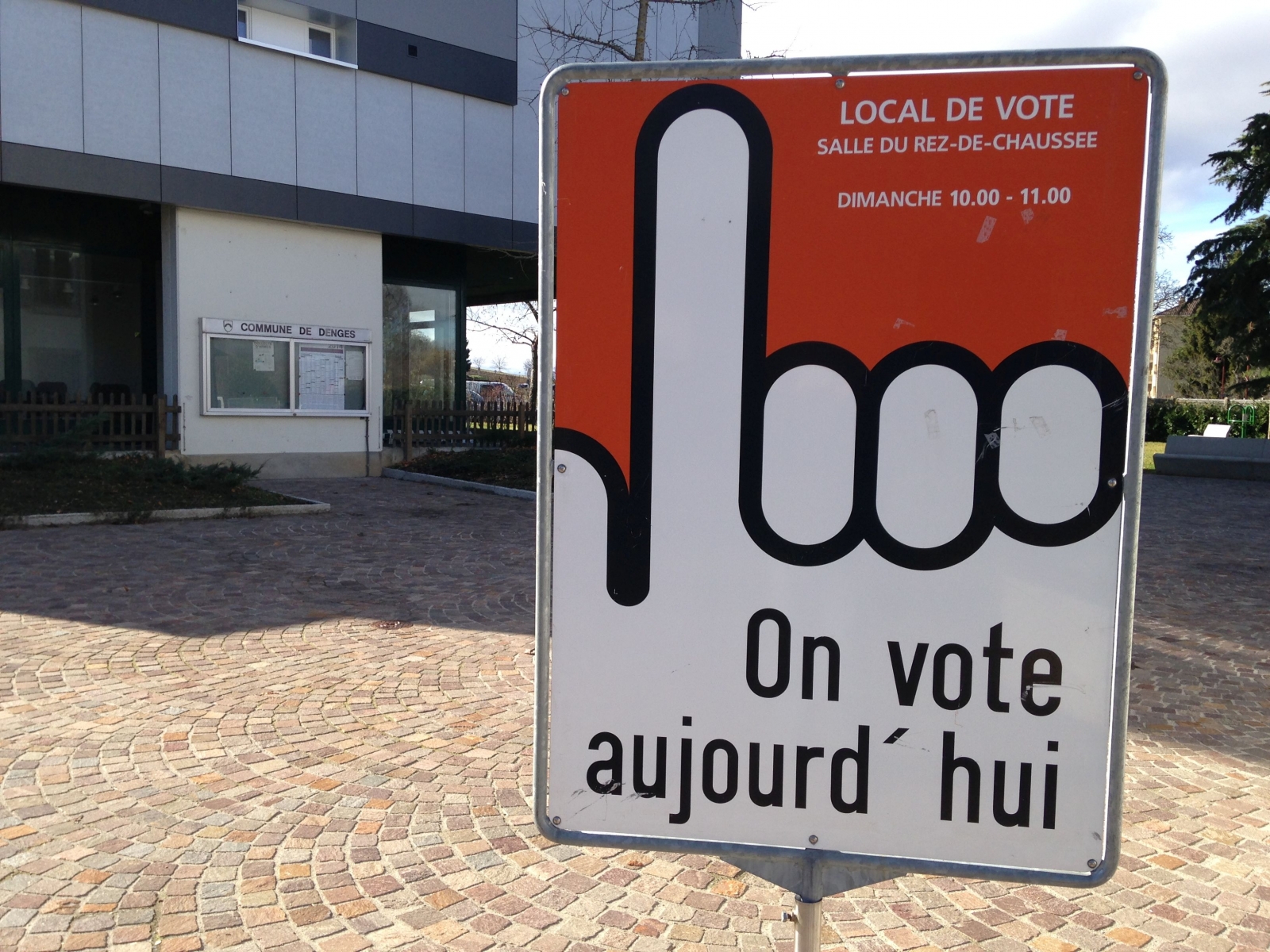 Denges, le 9 février 2014. Pour la énième fois, les électeurs de Denges sont appelés aux urnes pour une élection complémentaire à la Municipalité. Pas de candidat, pas d'élu à ce premier tour.