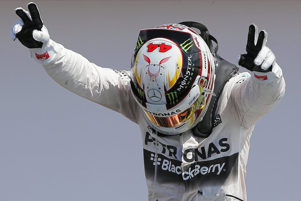 Lewis Hamilton a devancé Nico Rosberg chez lui, en Grande-Bretagne.