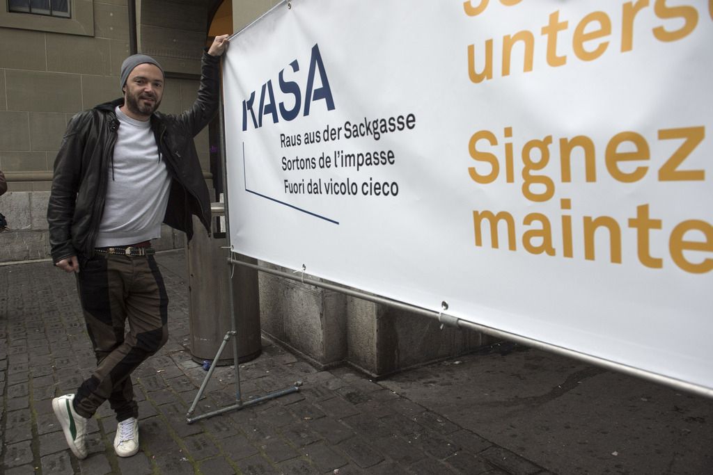 L'initiative RASA "Sortons de l'impasse" a récolté 100'000 signatures depuis son lancement en décembre dernier.