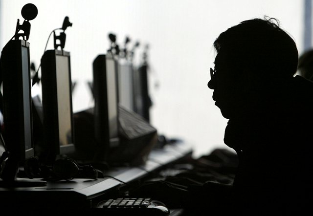 ACTA vise notamment à lutter contre le téléchargement illégal sur  internet.