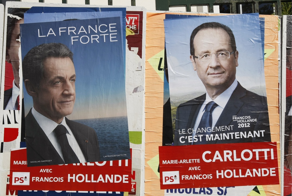 François Hollande et Nicolas Sarkozy ont poursuivi leur duel tendu à distance, avant leur face à face du 2 mai. Ils sont intervenus tour à tour sur France 2 jeudi soir, après avoir rencontré à tour de rôle des policiers en colère.