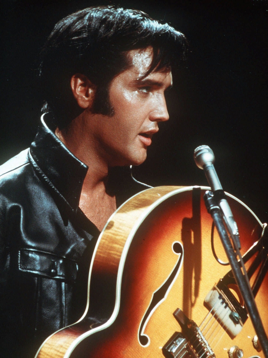 Elvis Presley va revenir d'entre les morts sous forme "virtuelle".