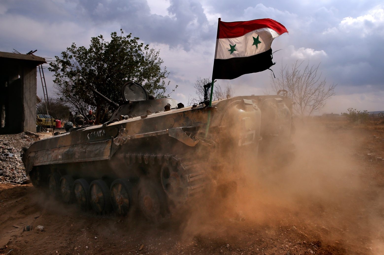 L'armée syrienne a pris du terrain sur les rebelles qui ont du se retirer de trois localités.