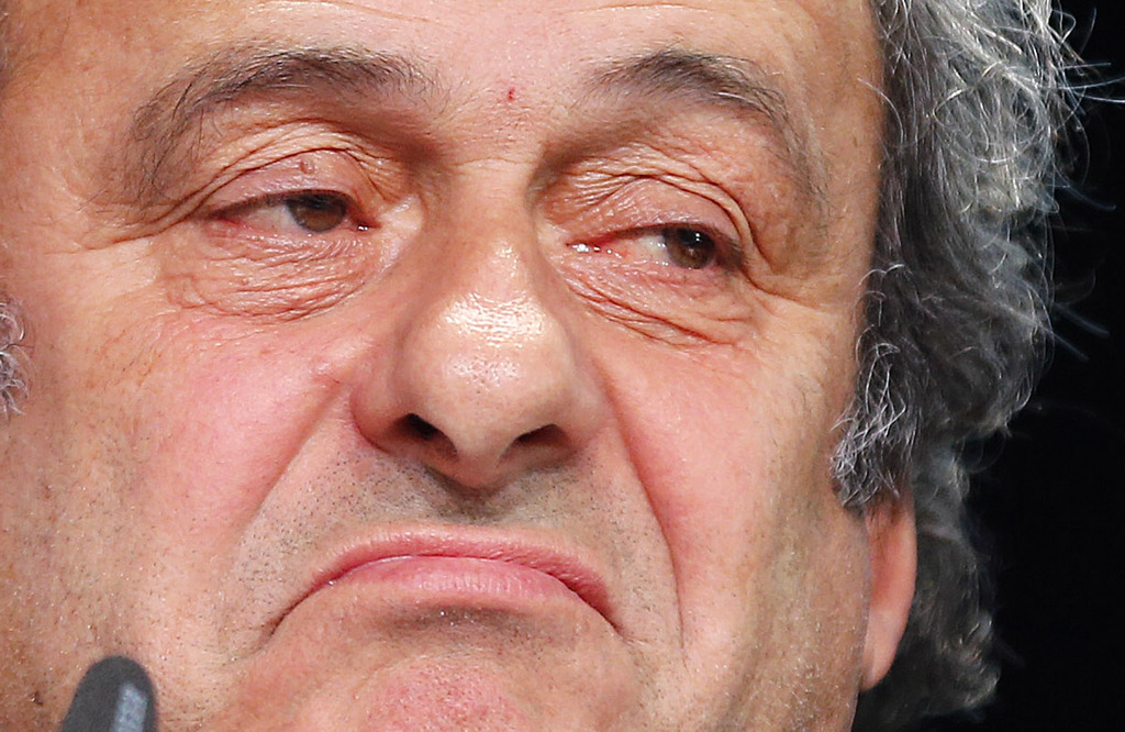 La radiation à vie du monde du football a été requise contre Michel Platini pour ce fameux paiement controversé de 1,8 million d'euros en 2011 par Sepp Blatter.