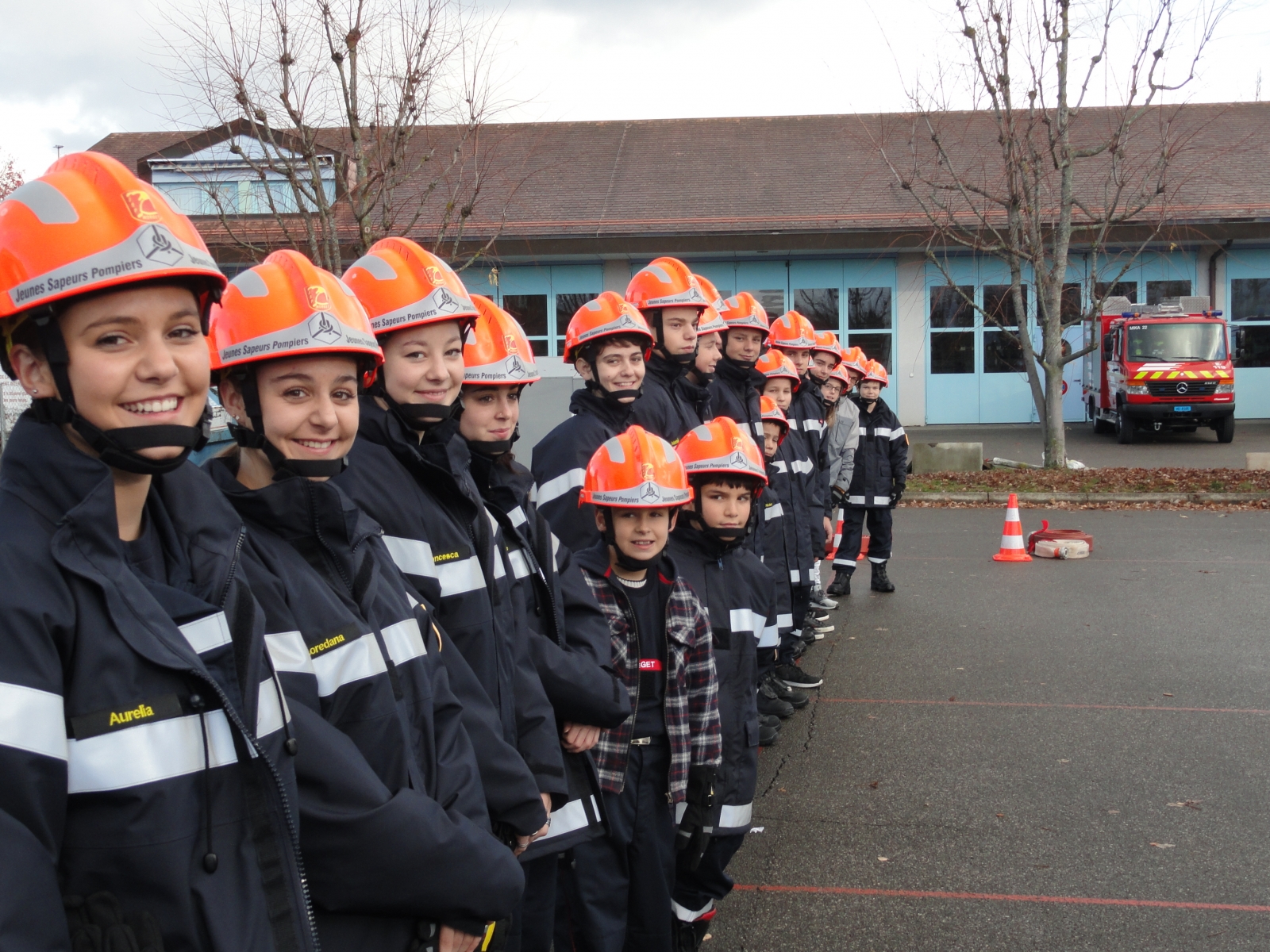 Les jeunes sapeurs-pompiers ont reçu leur matériel en novembre à Denges.