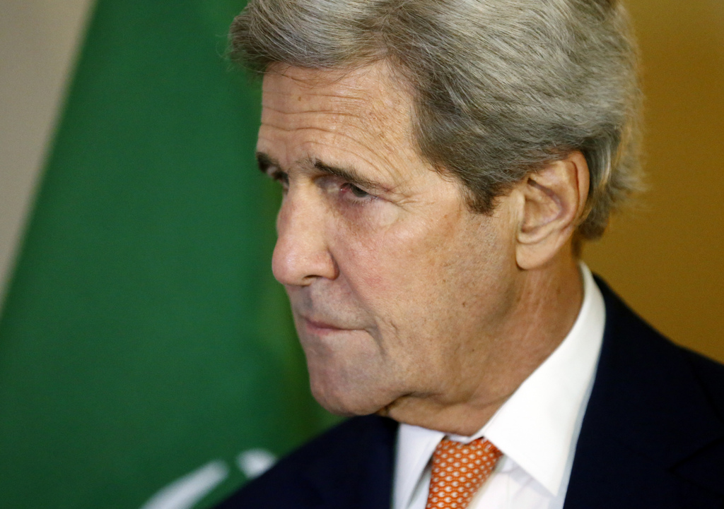 "Nous approchons d'un point d'entente, mais nous avons encore du travail à faire, c'est pourquoi nous sommes ici", a déclaré John Kerry.