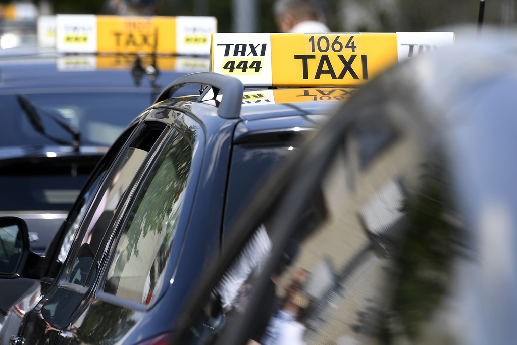 Le chauffeur de taxi est en outre suspecté d'avoir abusé de cinq autres femmes dans son taxi en 2010, 2012 et dans l'année en cours. (illustration)