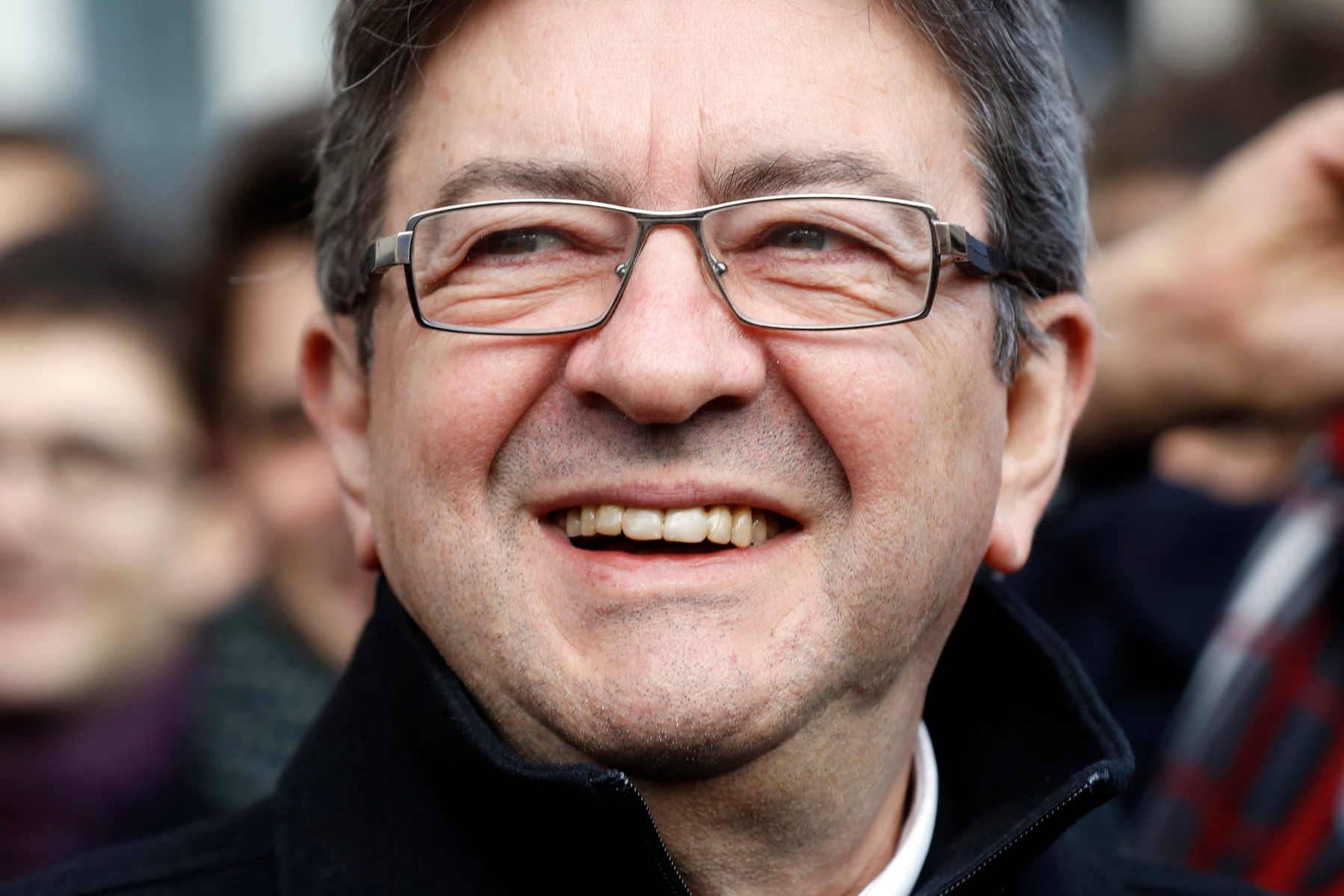 epa05716938 Far Left candidate for the 2017 French Presidential elections Jean-Luc Melenchon arrives to deliver a speech during a meeting in Paris, France, 14 January 2017. France holds the first round of the 2017 presidential elections on 23 April 2017.  EPA/ETIENNE LAURENT FRANCE 2017 PRESIDENTIAL ELECTIONS