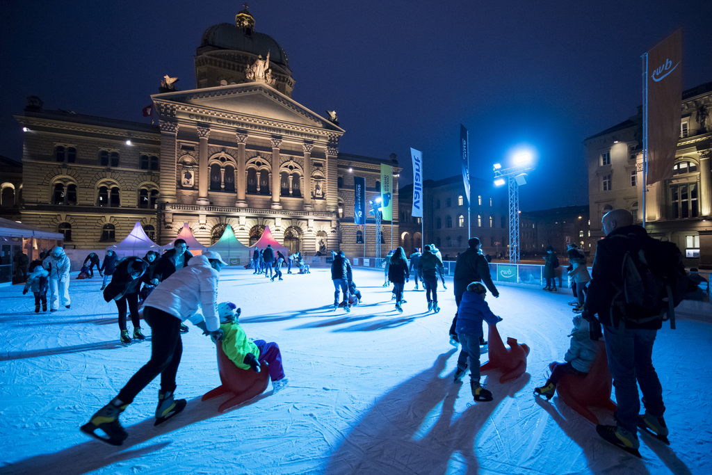Entre fin décembre et fin février, c'est 45'000 personnes qui sont venues patiner sur la Place fédérale.