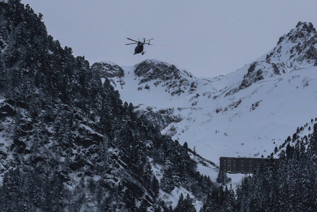 La première avalanche a emporté trois snowboardeurs à Valfréjus.