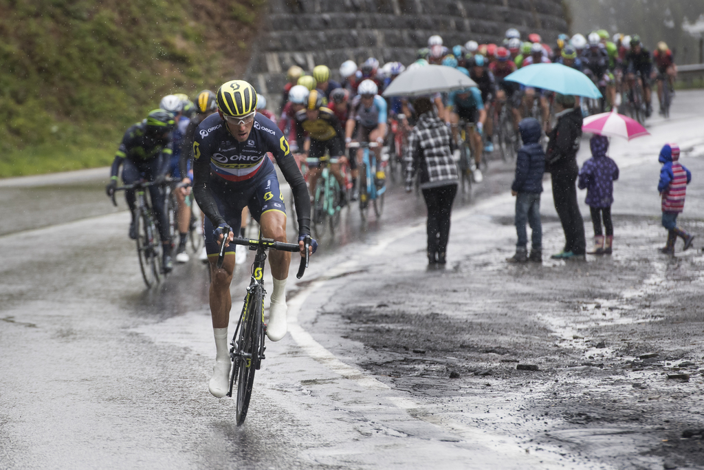 Mercredi déjà, les coureurs avaient dû affronter le froid et la pluie dans la montée vers Champéry.