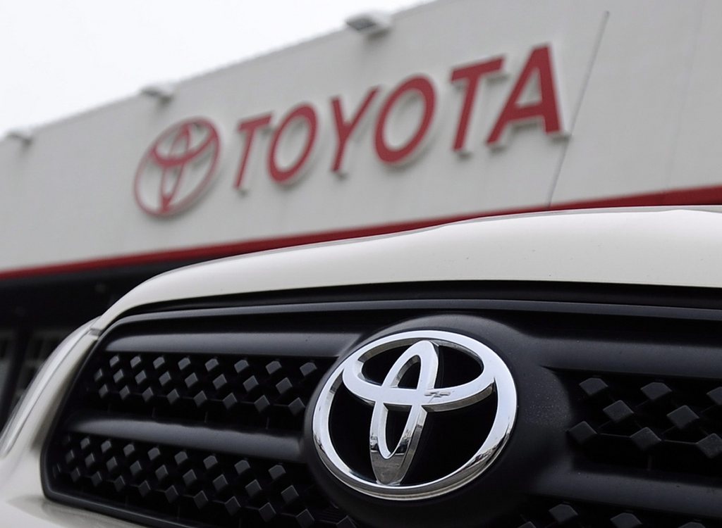 Suite à un système de lève-vitres électriques défectueux, Toyota rappelle 7,43 millions de véhicules dans le monde.