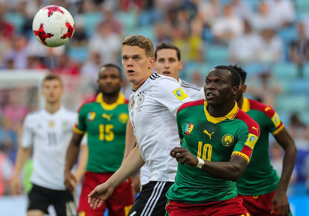 Matthias Ginter (en blanc) et ses coéquipiers de la Mannschaft ont battu le Cameroun de Vincent Aboubakar.