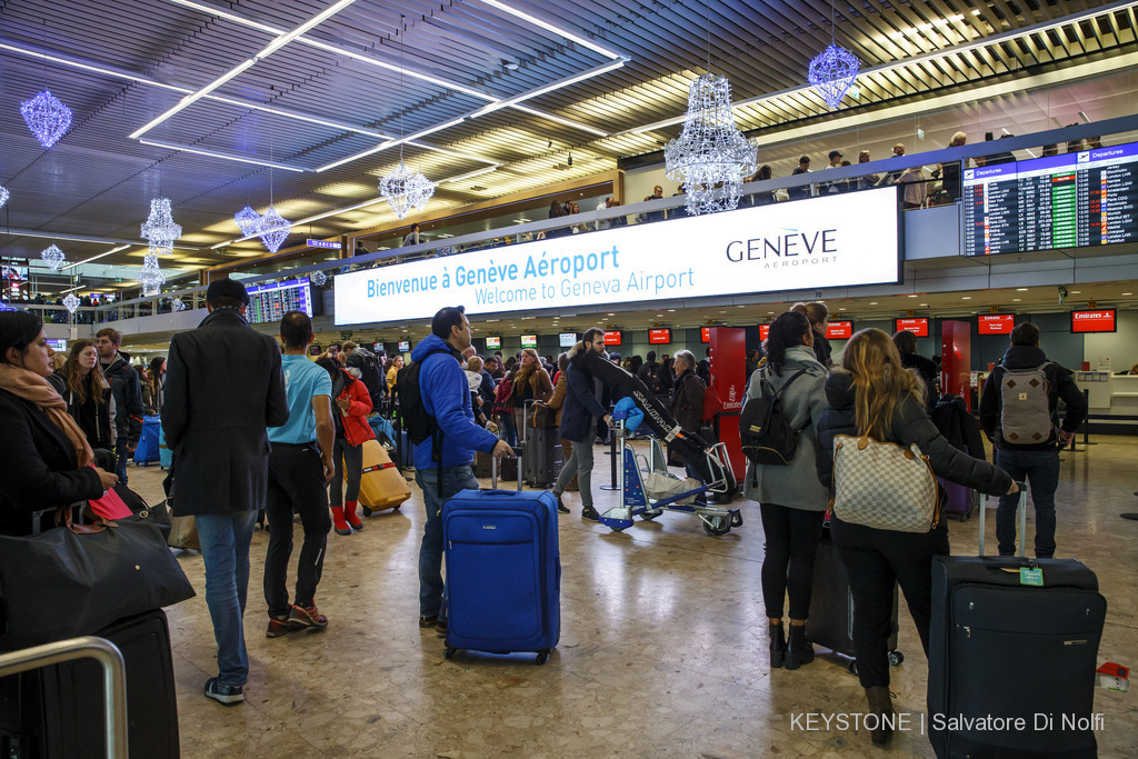 135'000 personnes ont fréquenté l'aéroport de Genève durant ce weekend, l'un des plus chargés de l'année.